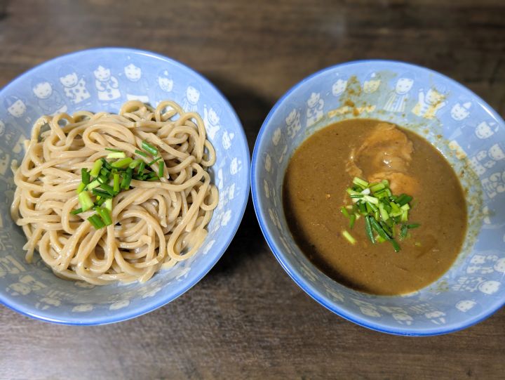 完成した中華蕎麦 とみ田 つけめん